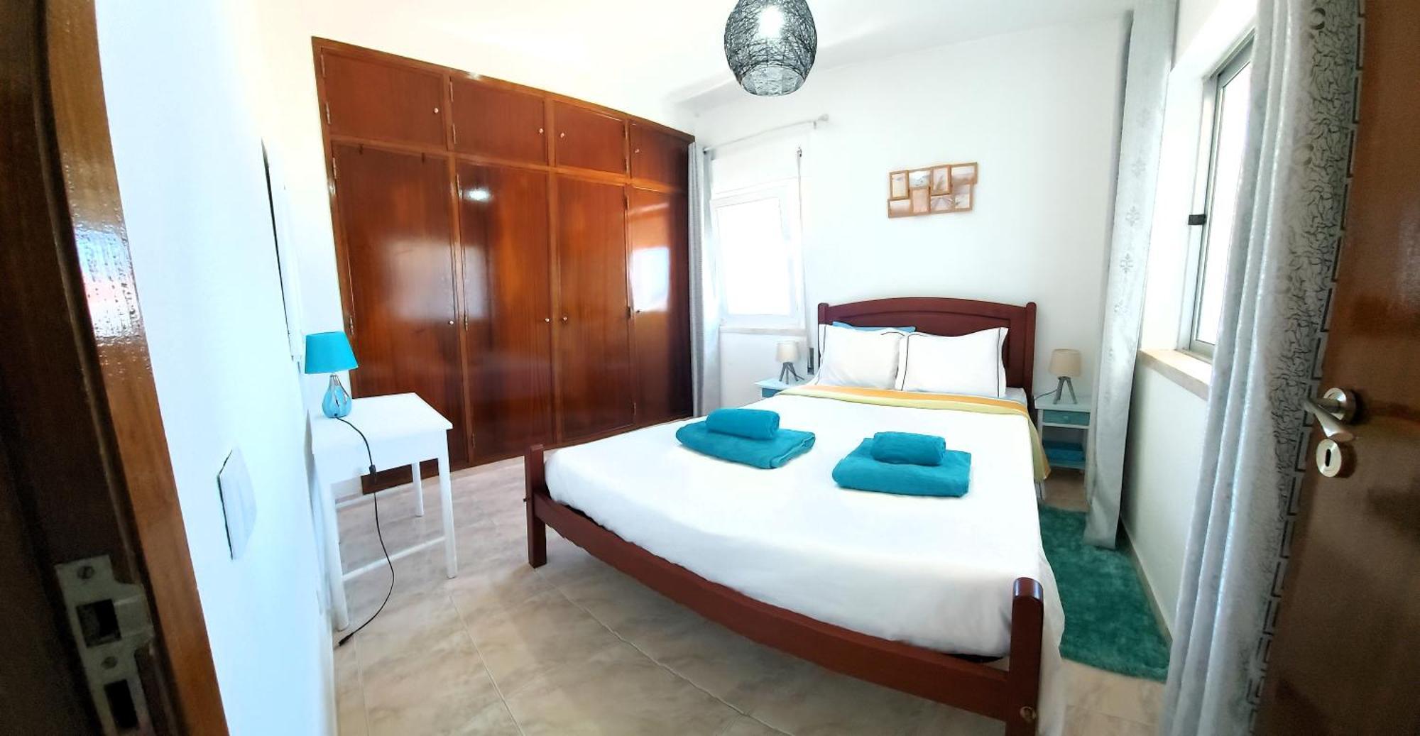 Sunset View Flat Apartment อัลเจซูร์ ภายนอก รูปภาพ