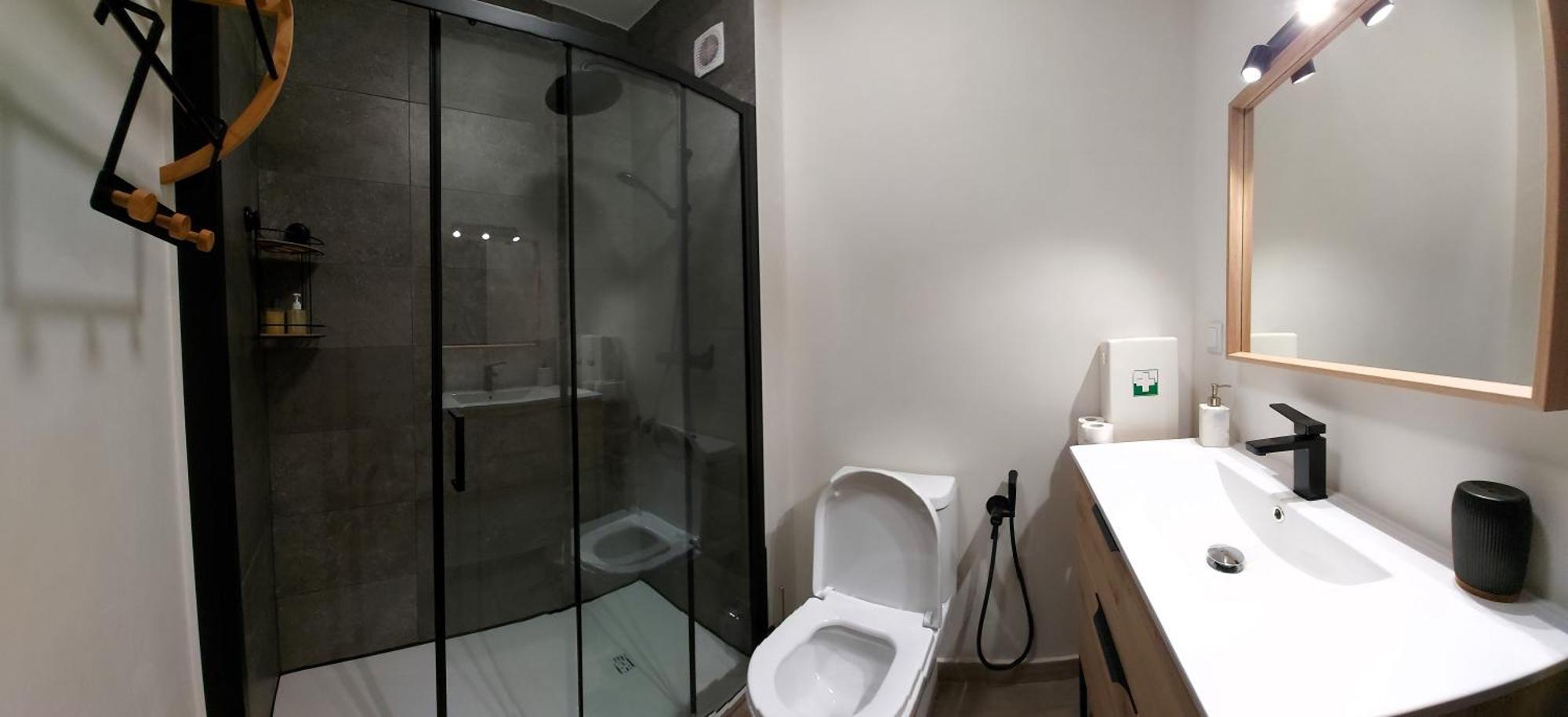 Sunset View Flat Apartment อัลเจซูร์ ภายนอก รูปภาพ